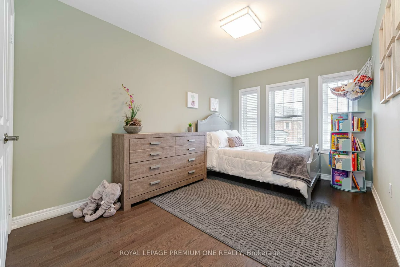 110, Morra, Bolton East, Caledon