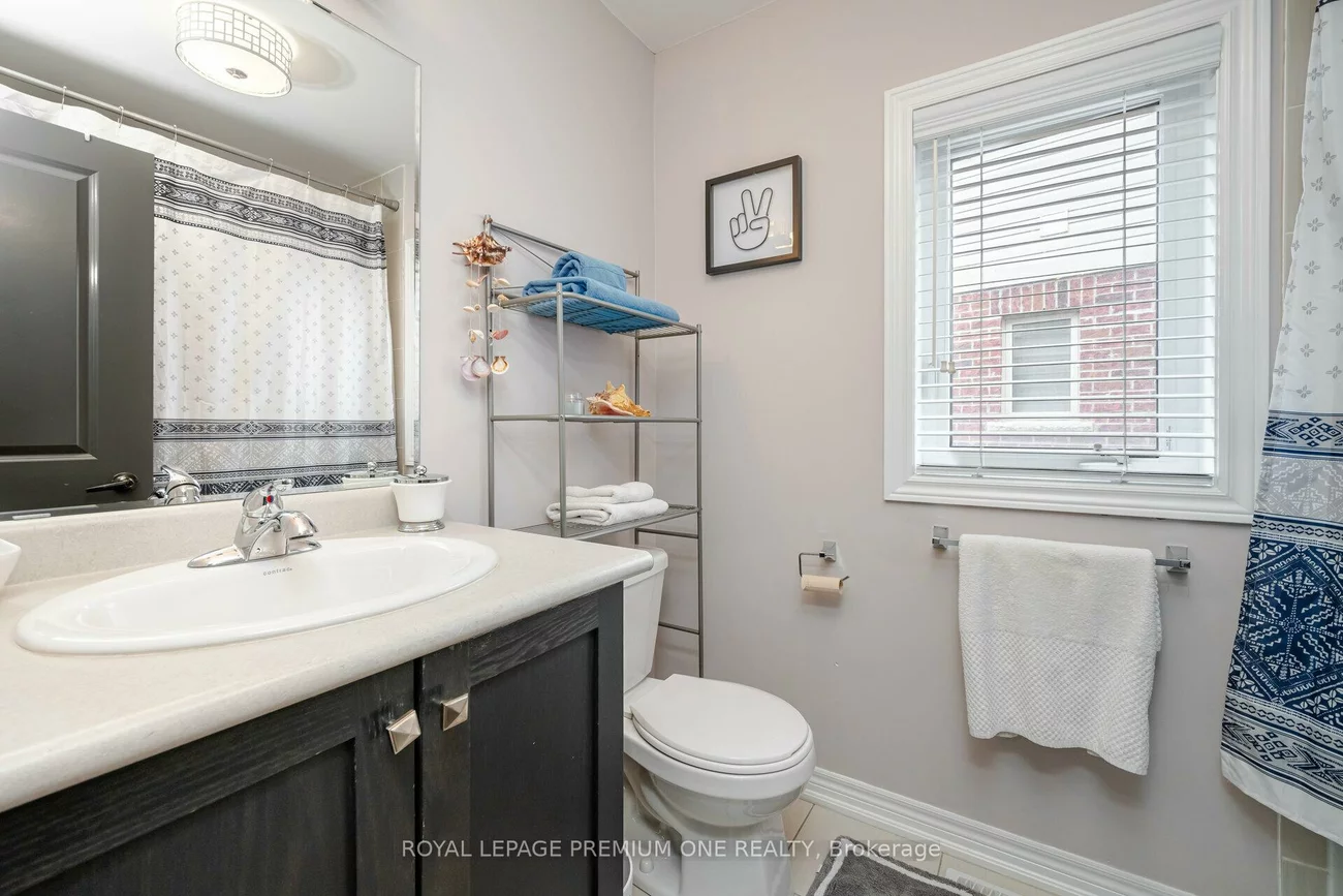 110, Morra, Bolton East, Caledon