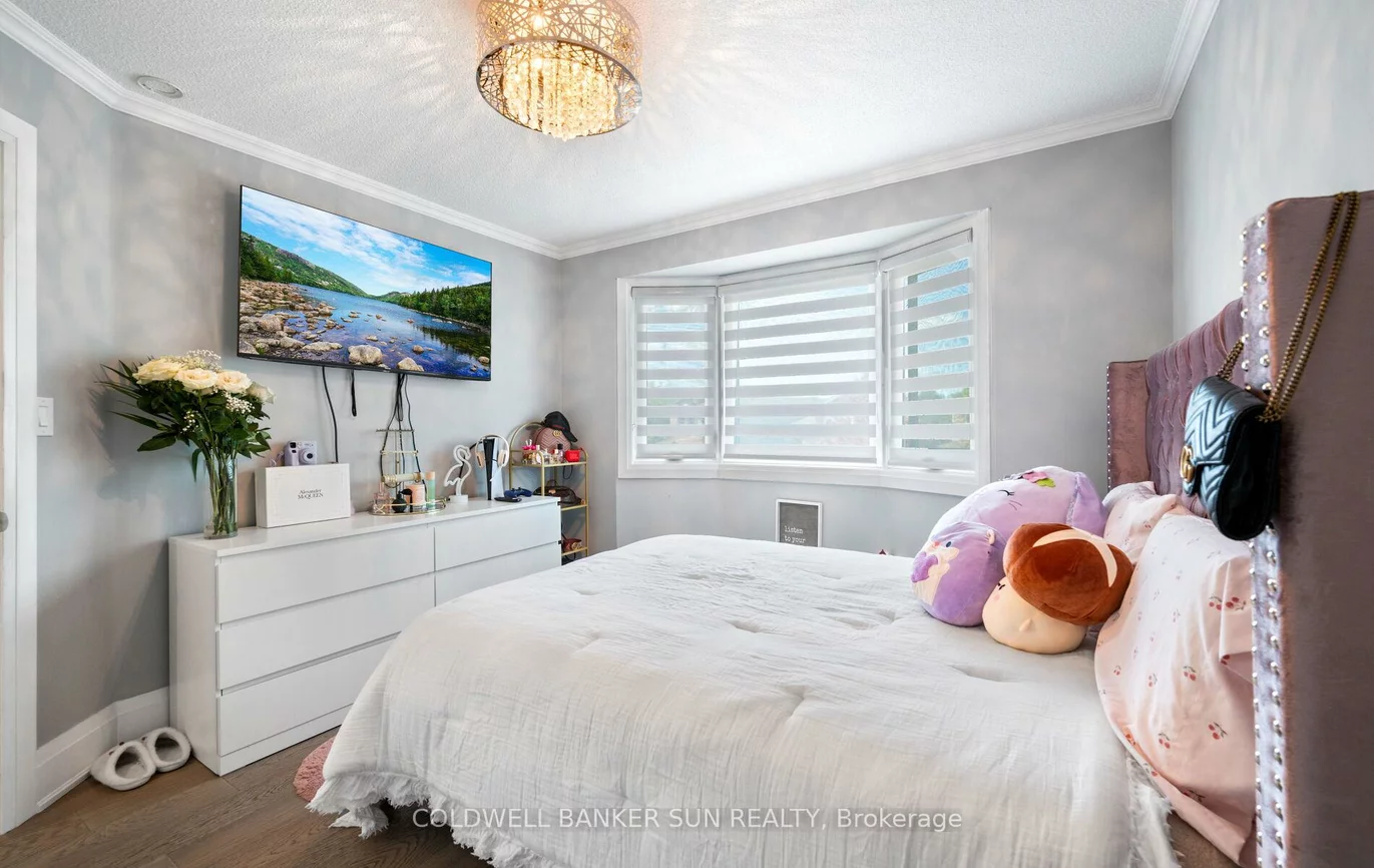 13, Rustic, Bolton East, Caledon