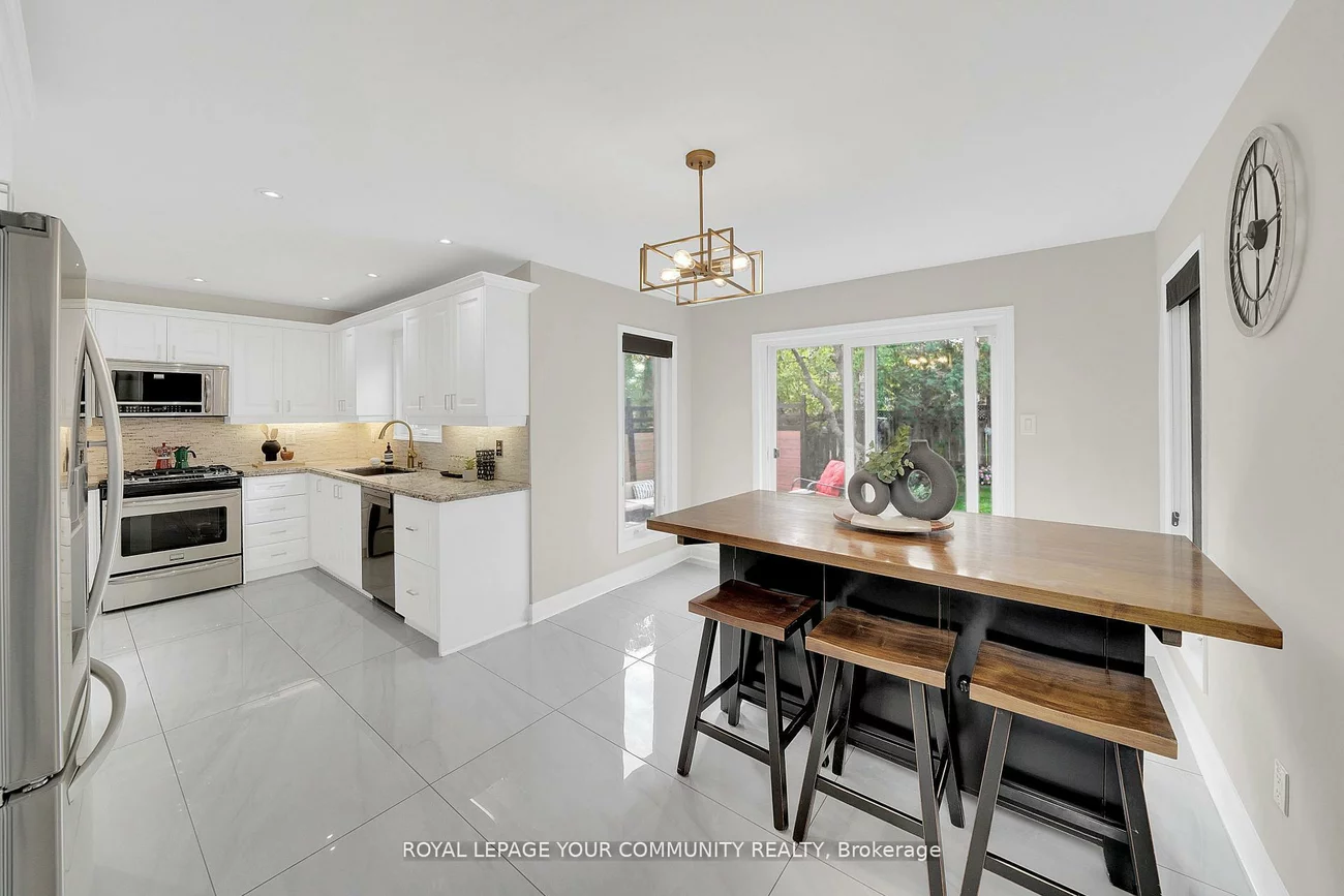 104, Taylorwood, Bolton North, Caledon