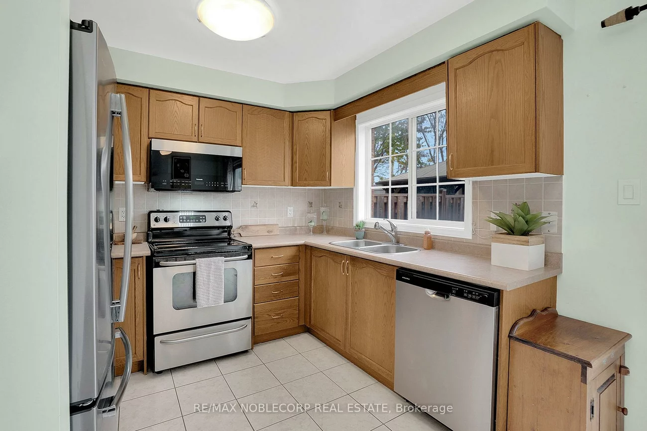 54, Lawren Harris, Bolton West, Caledon