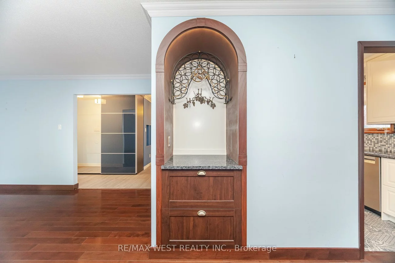 47, Elizabeth, Bolton West, Caledon