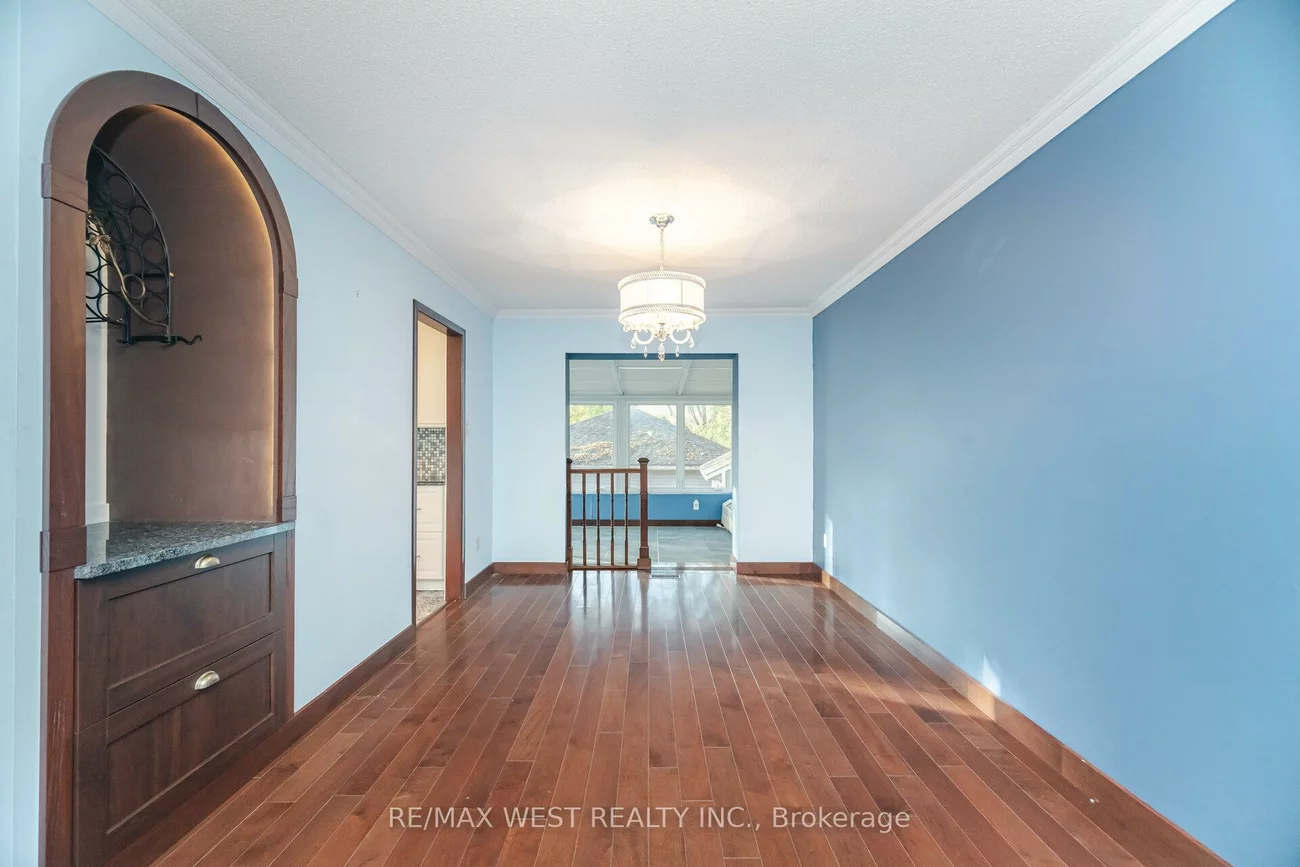 47, Elizabeth, Bolton West, Caledon