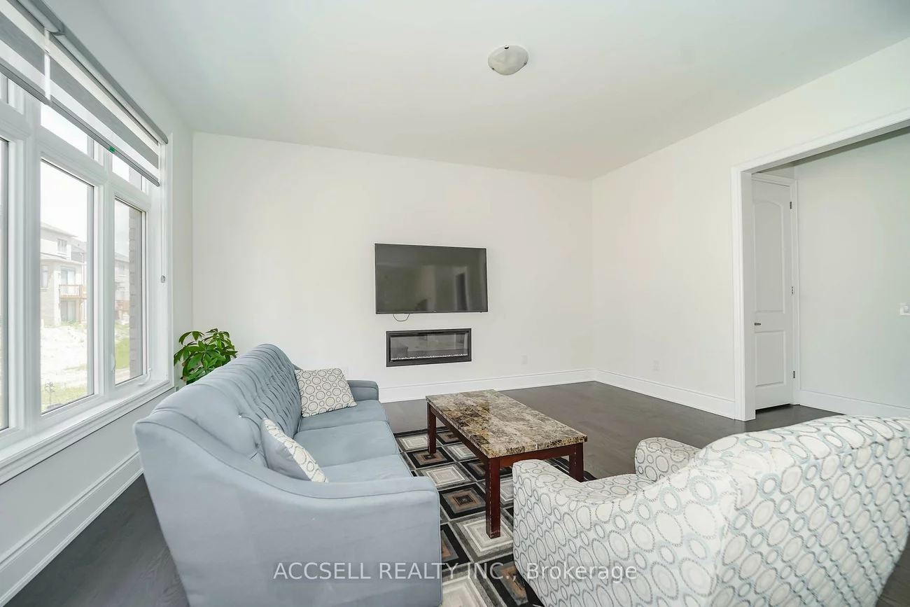 95, James Walker, Caledon East, Caledon