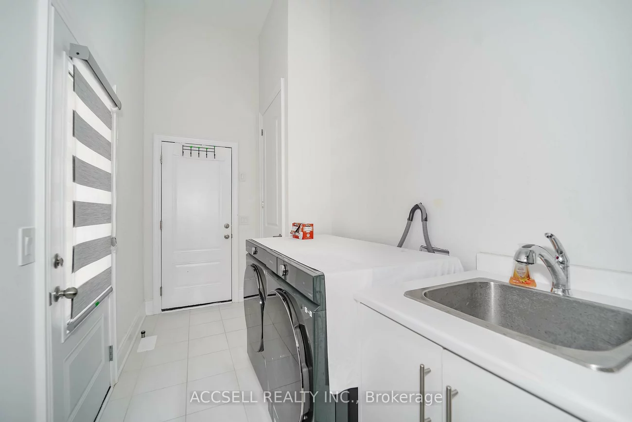 95, James Walker, Caledon East, Caledon