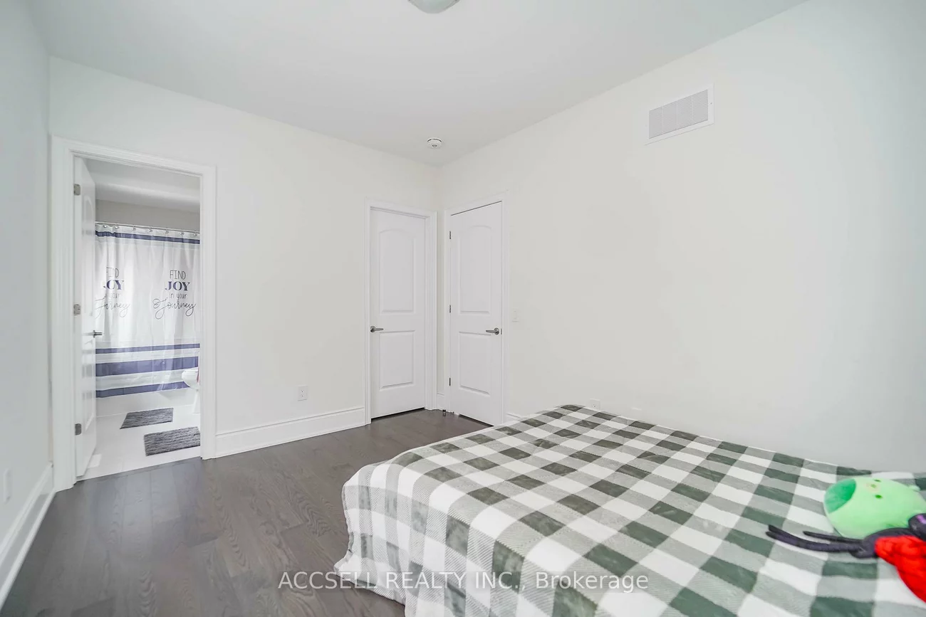 95, James Walker, Caledon East, Caledon