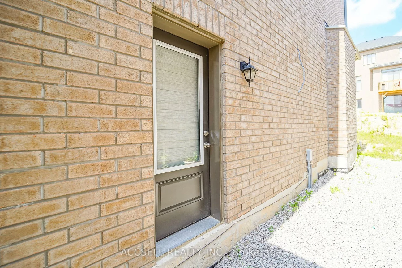 95, James Walker, Caledon East, Caledon