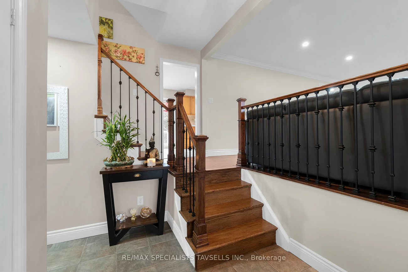 1677, Vaughan, Caledon Village, Caledon