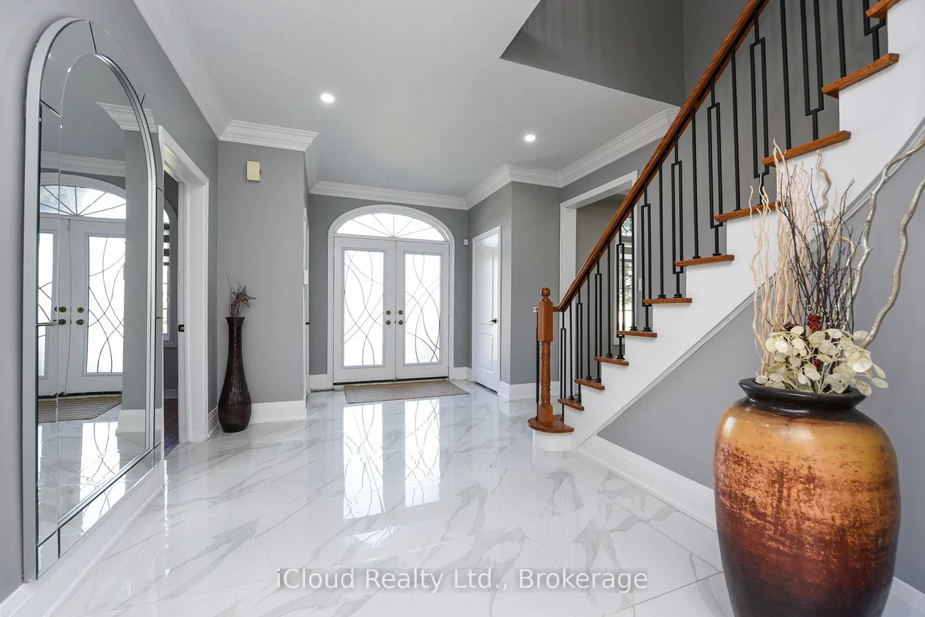 25, Giles, Caledon Village, Caledon