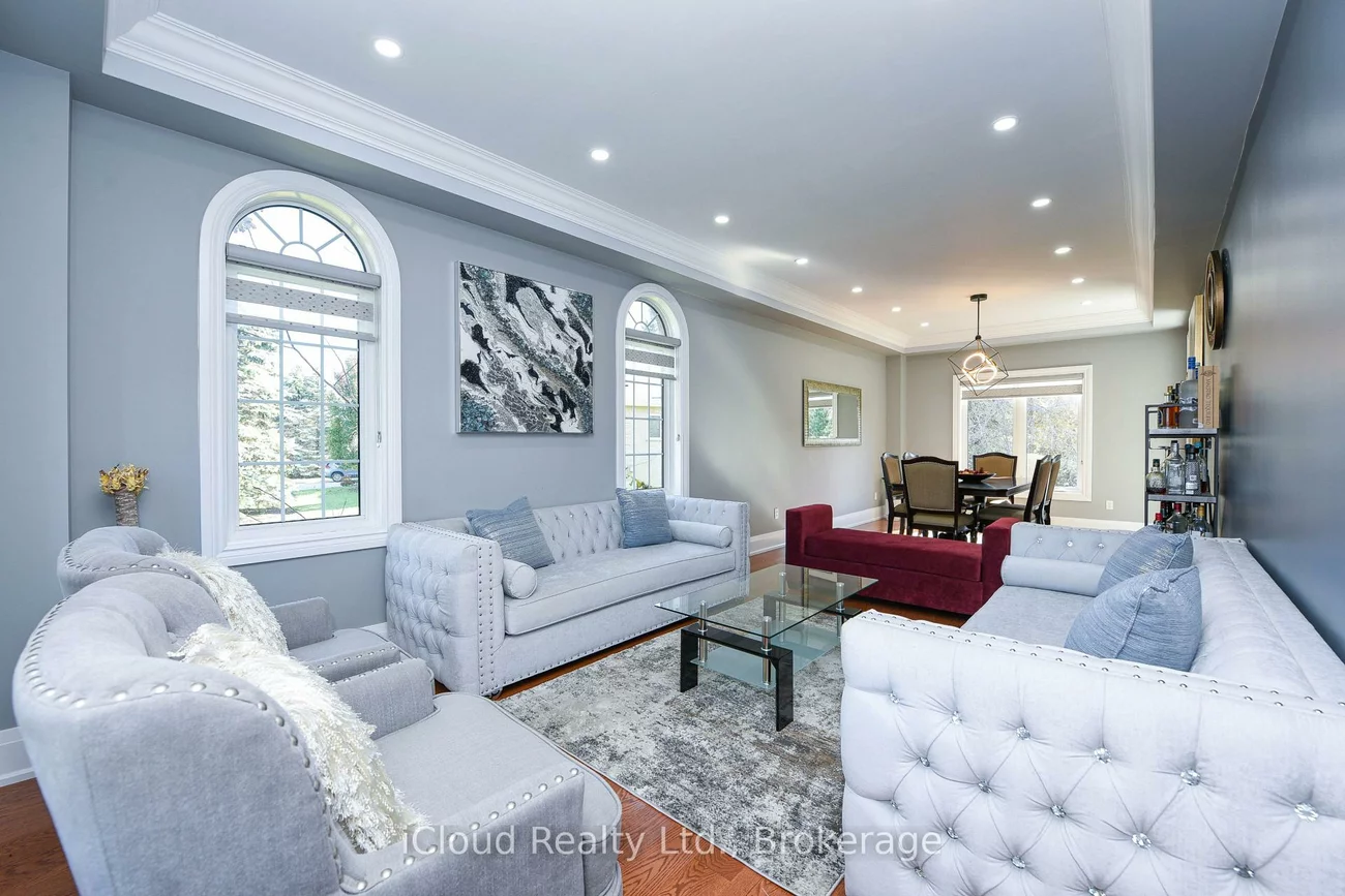 25, Giles, Caledon Village, Caledon