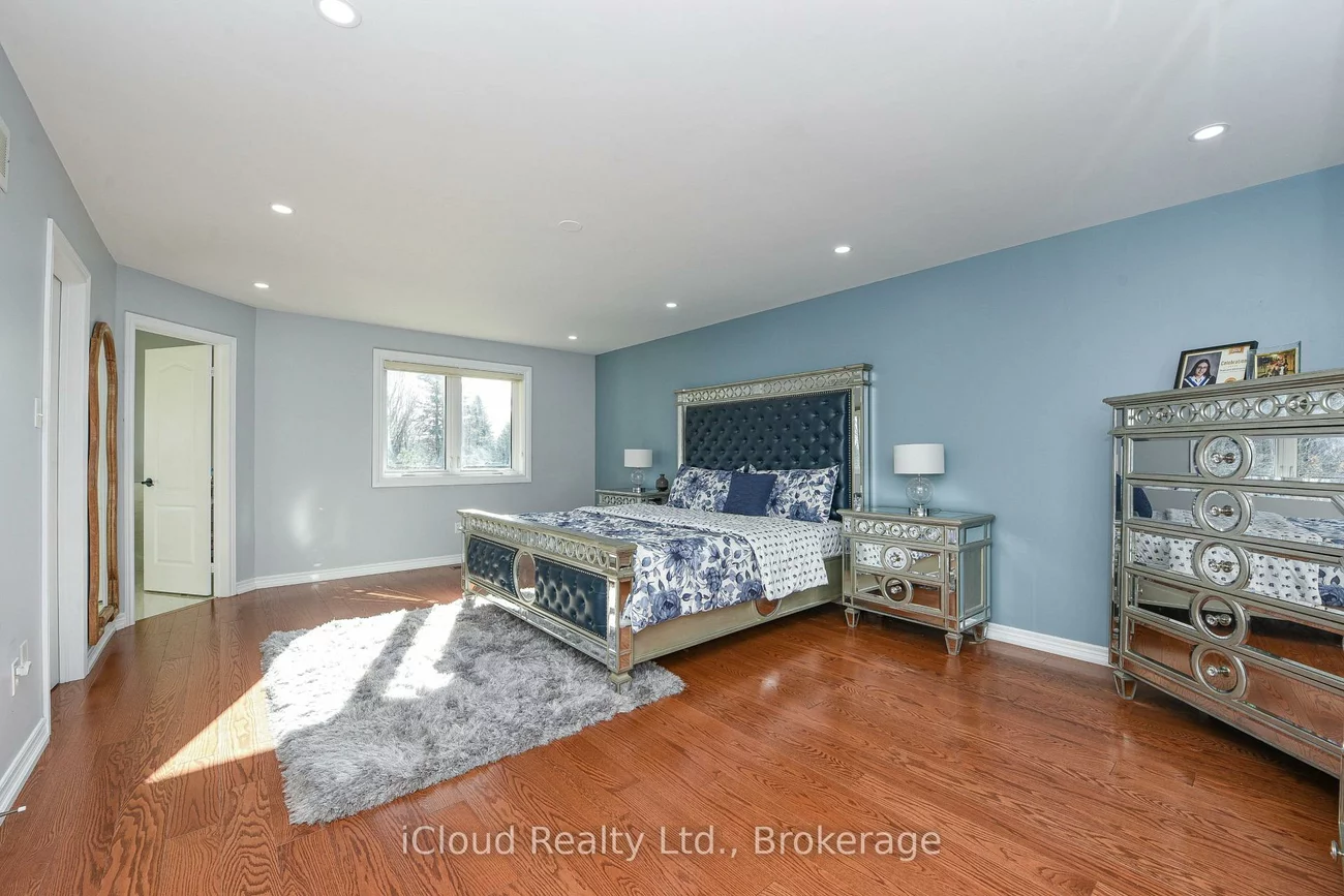 25, Giles, Caledon Village, Caledon