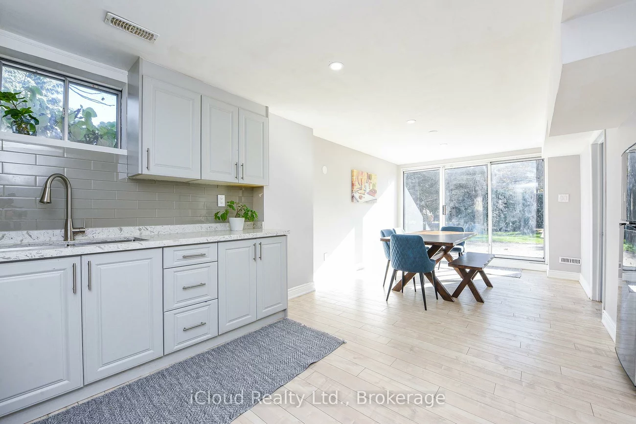 25, Giles, Caledon Village, Caledon