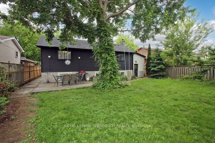 353, Kingsview, Bolton North, Caledon