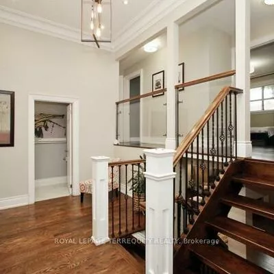 353, Kingsview, Bolton North, Caledon