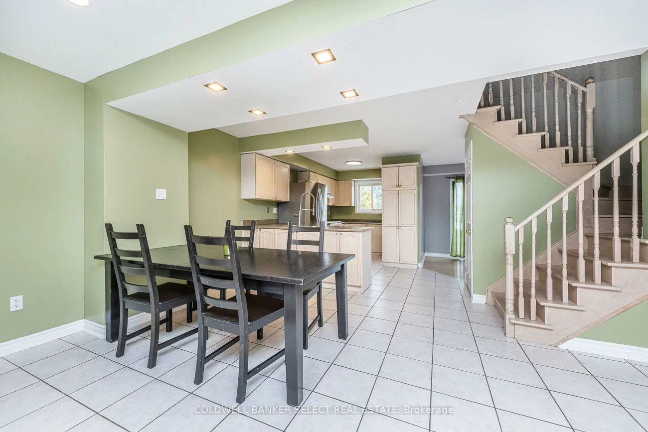 427, Kingsview, Bolton North, Caledon