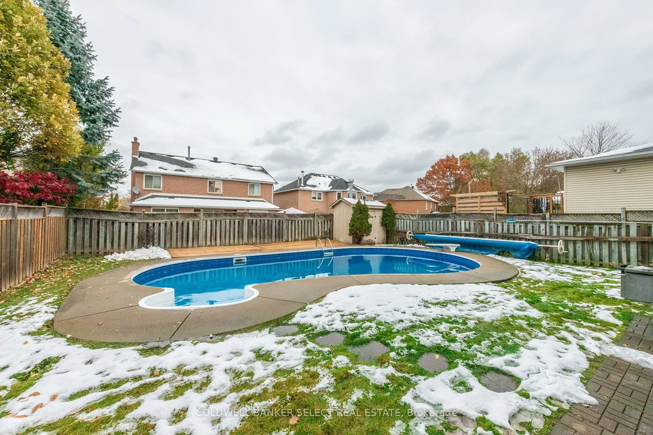 427, Kingsview, Bolton North, Caledon