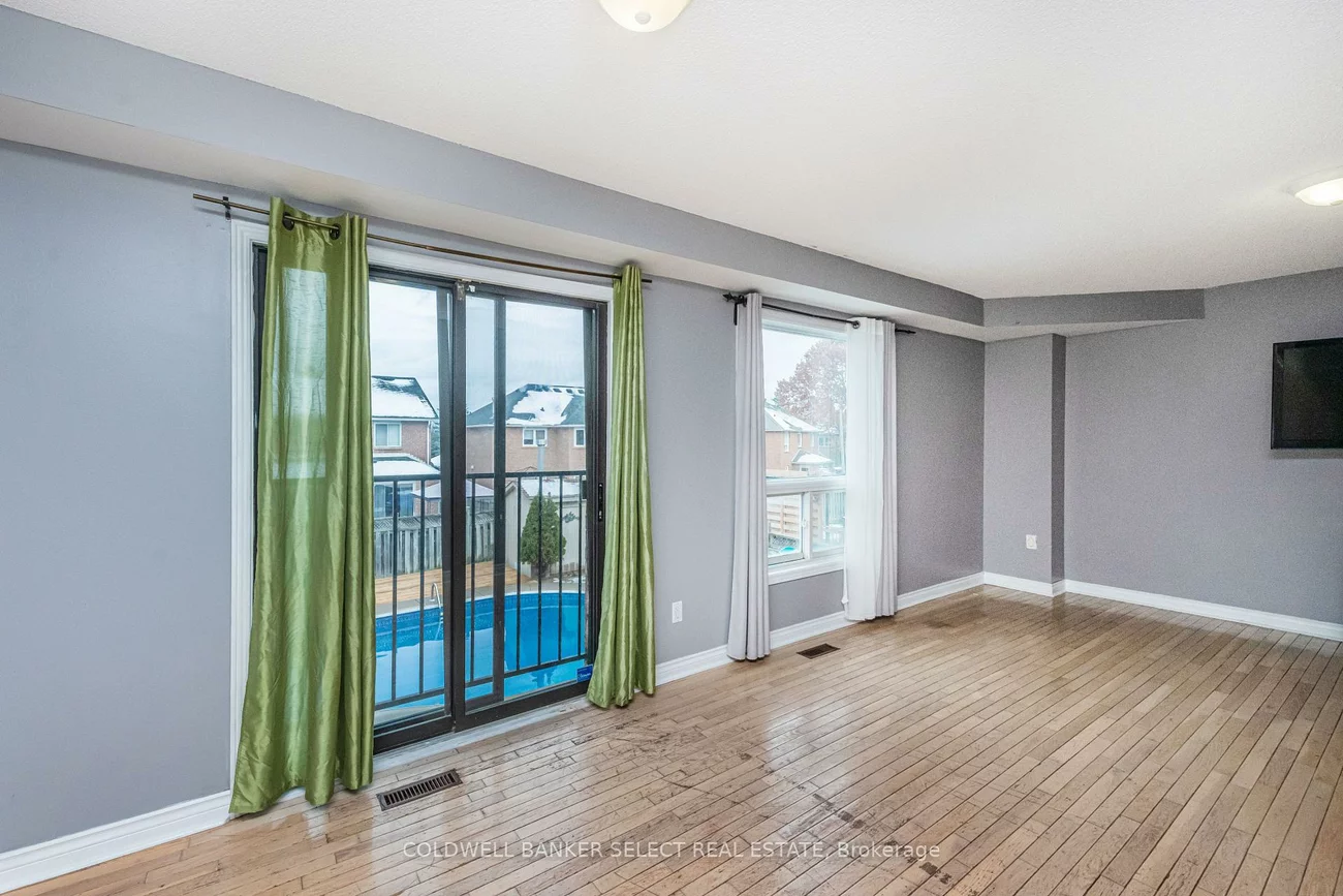 427, Kingsview, Bolton North, Caledon