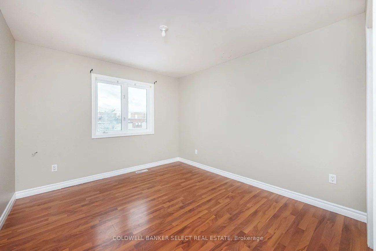 427, Kingsview, Bolton North, Caledon