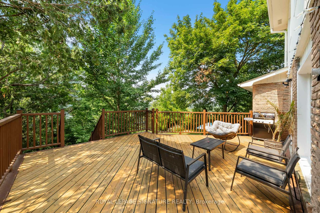 134, Ridgebank, Bolton West, Caledon