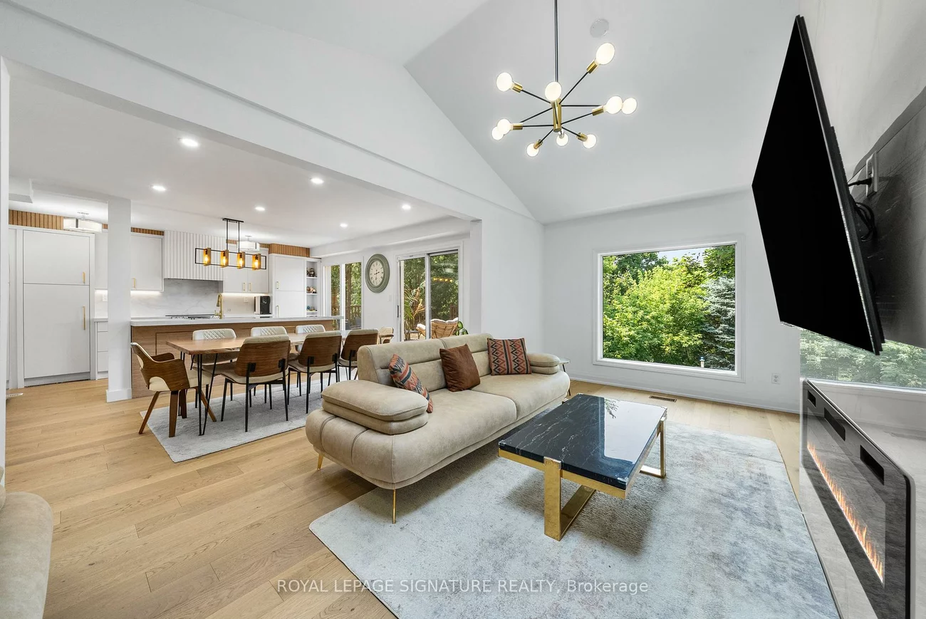 134, Ridgebank, Bolton West, Caledon