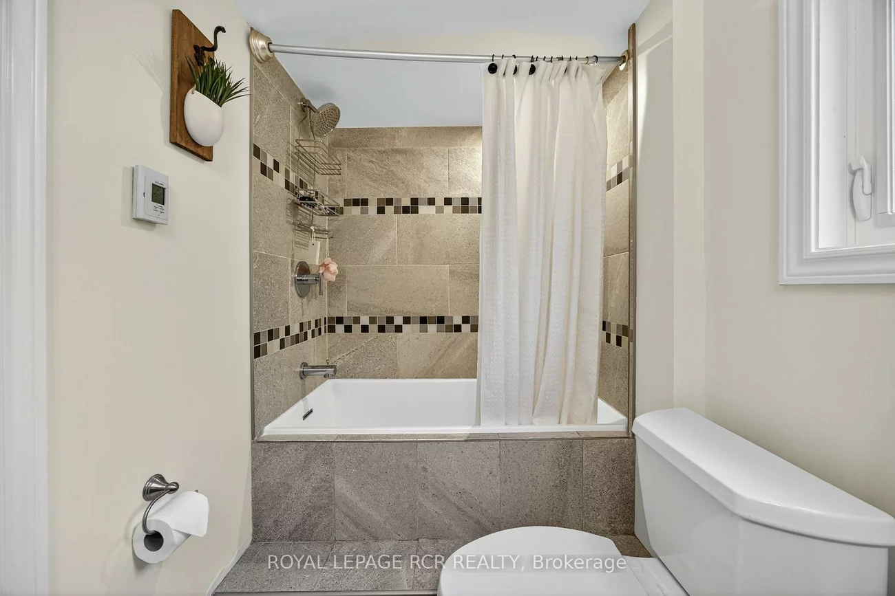 88, Walker, Caledon East, Caledon