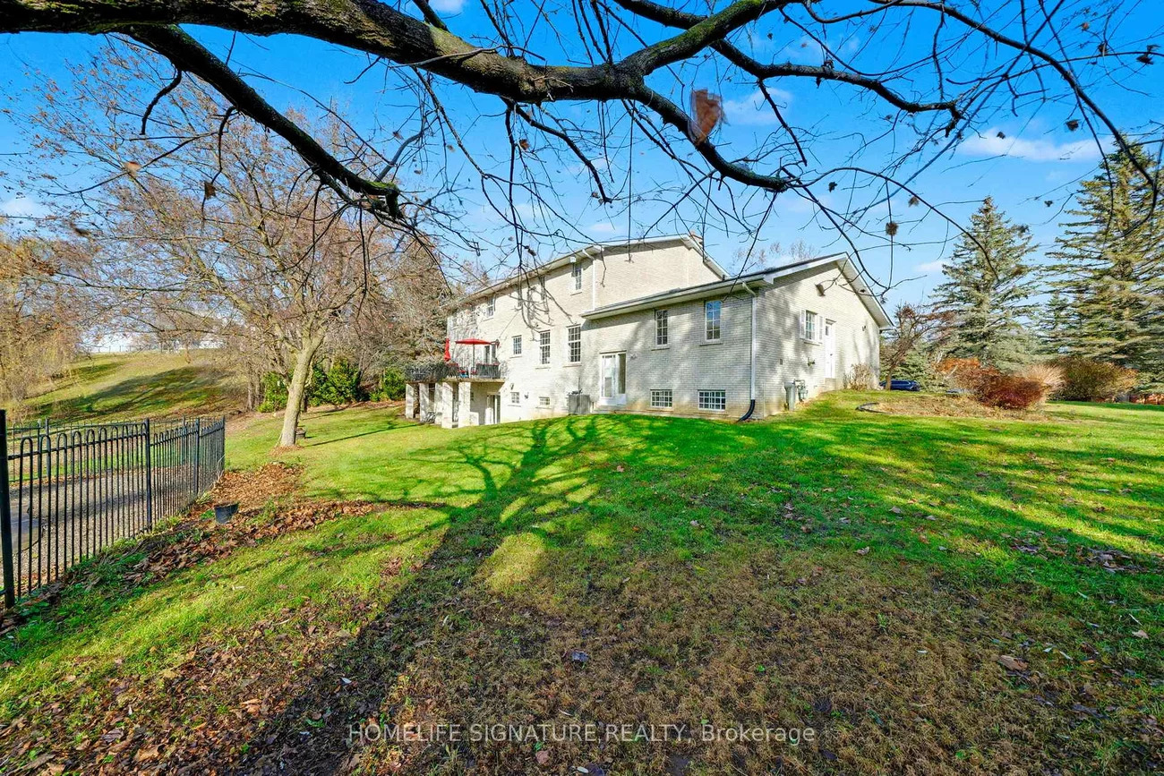 28, Walton, Palgrave, Caledon