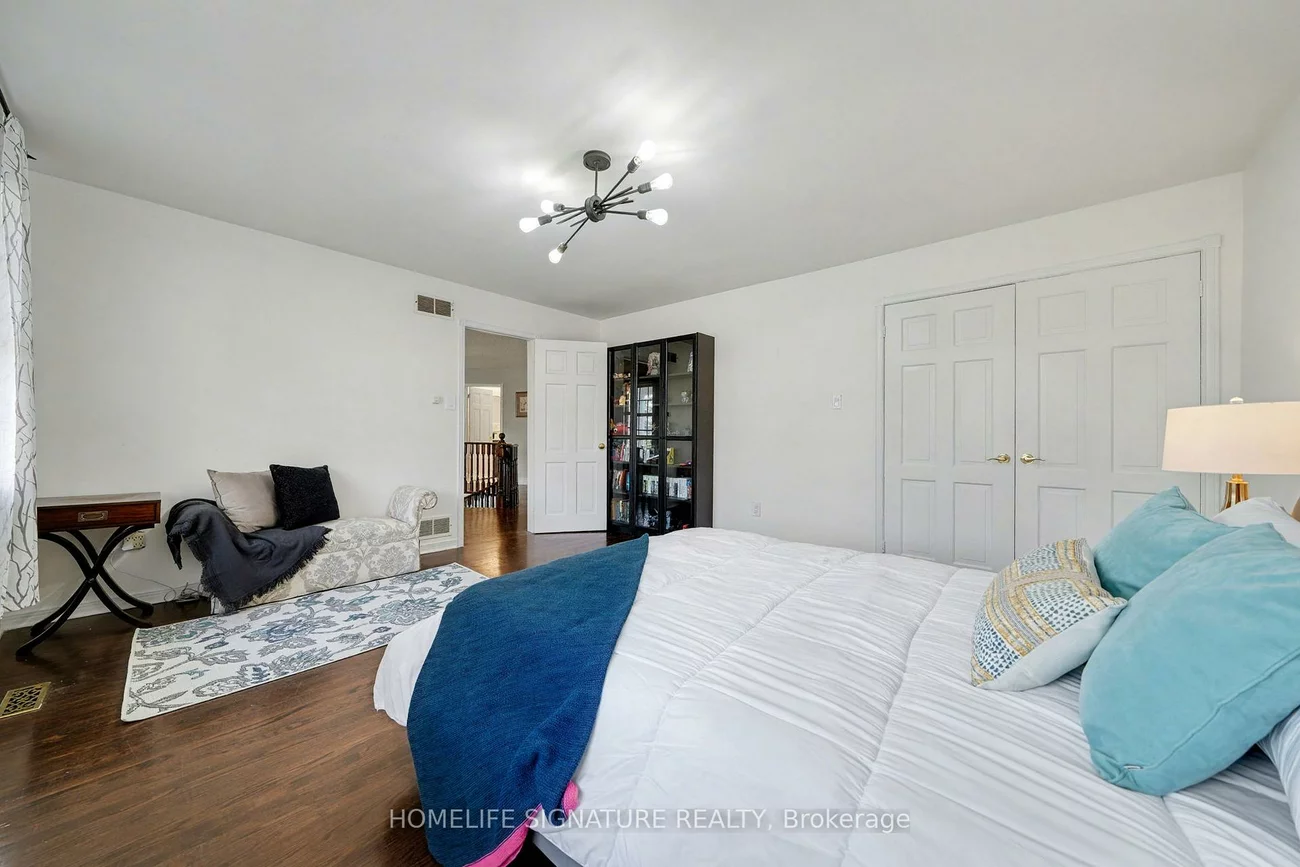 28, Walton, Palgrave, Caledon