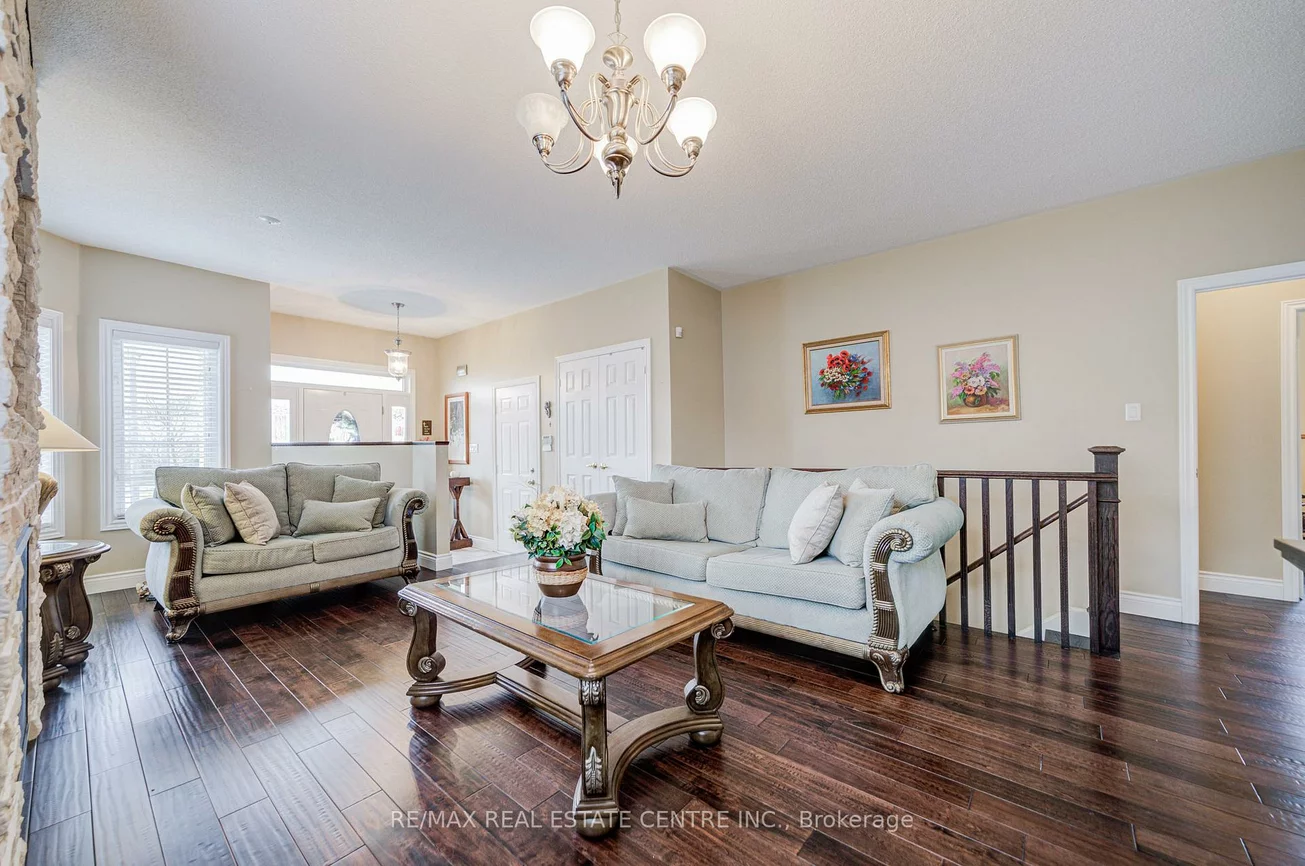 7, Carmichael, Bolton West, Caledon