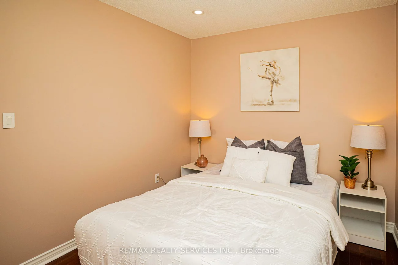 44, Edgar, Bolton East, Caledon