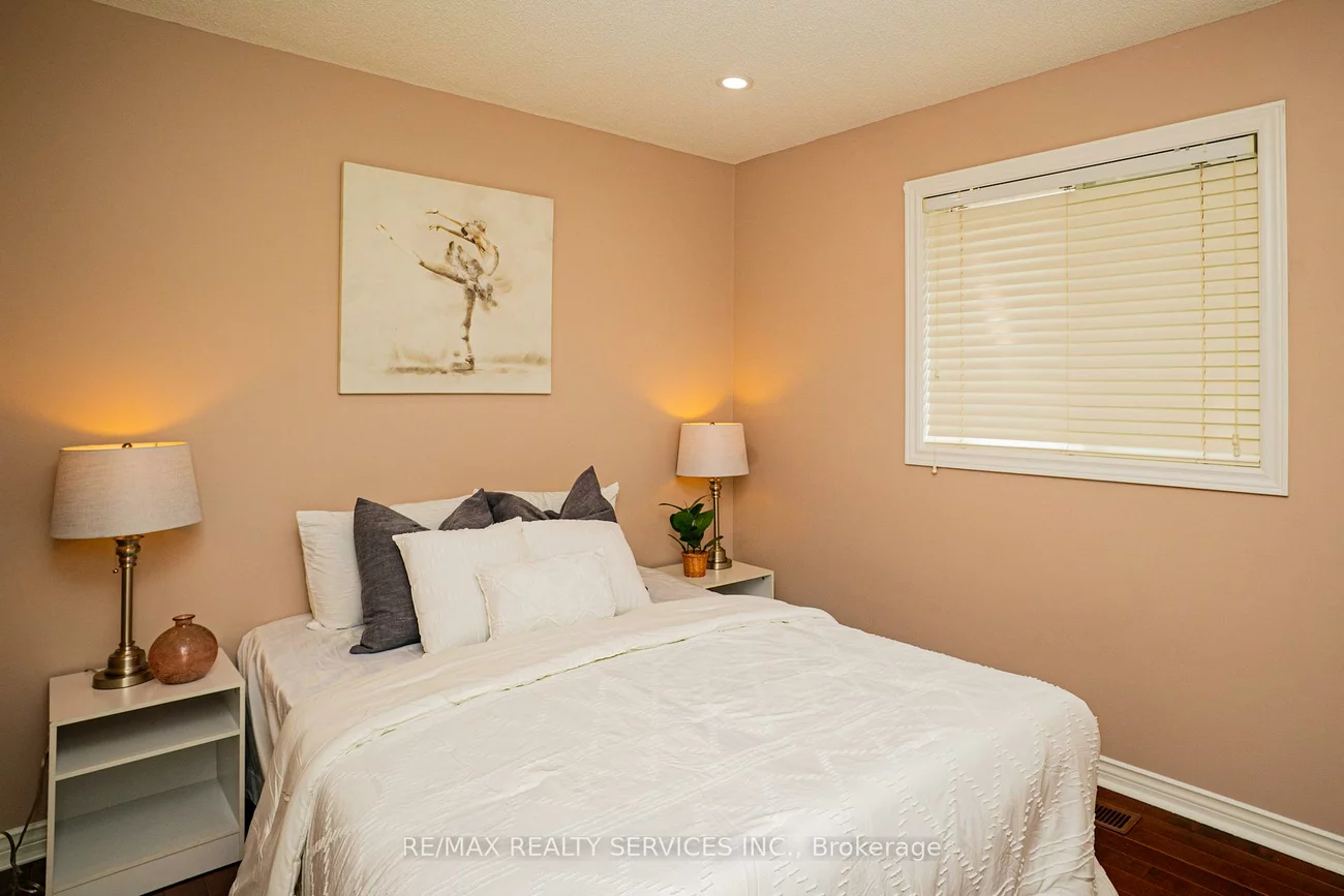 44, Edgar, Bolton East, Caledon