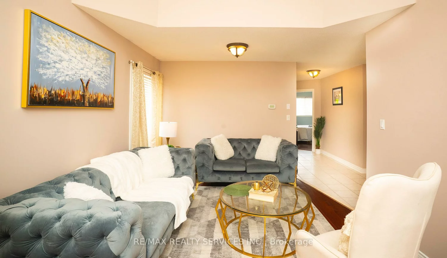 44, Edgar, Bolton East, Caledon