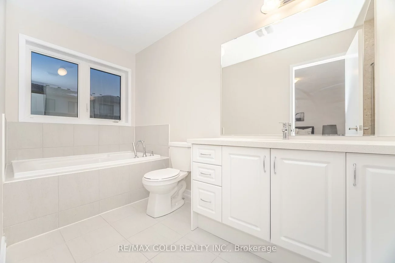 19, Lambert, Bolton East, Caledon