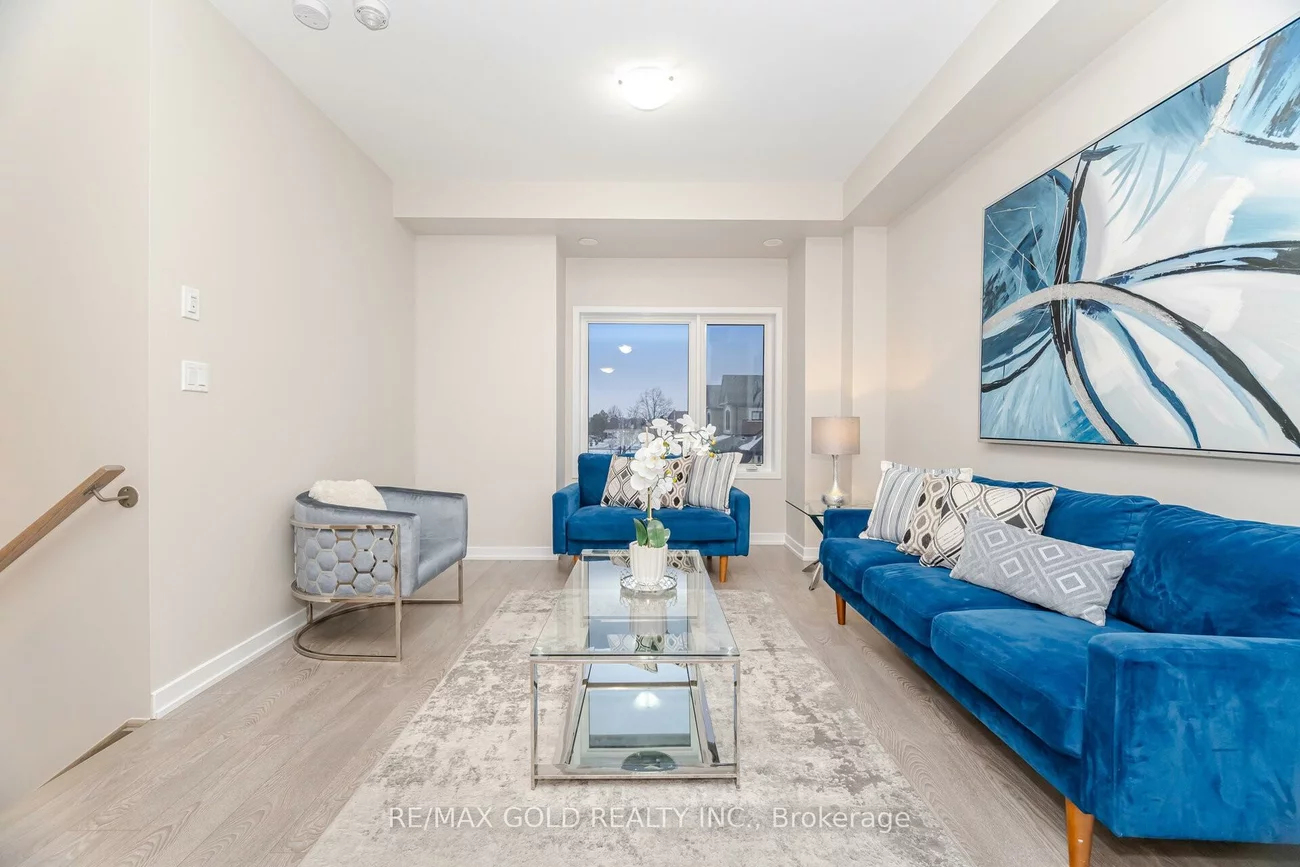 19, Lambert, Bolton East, Caledon