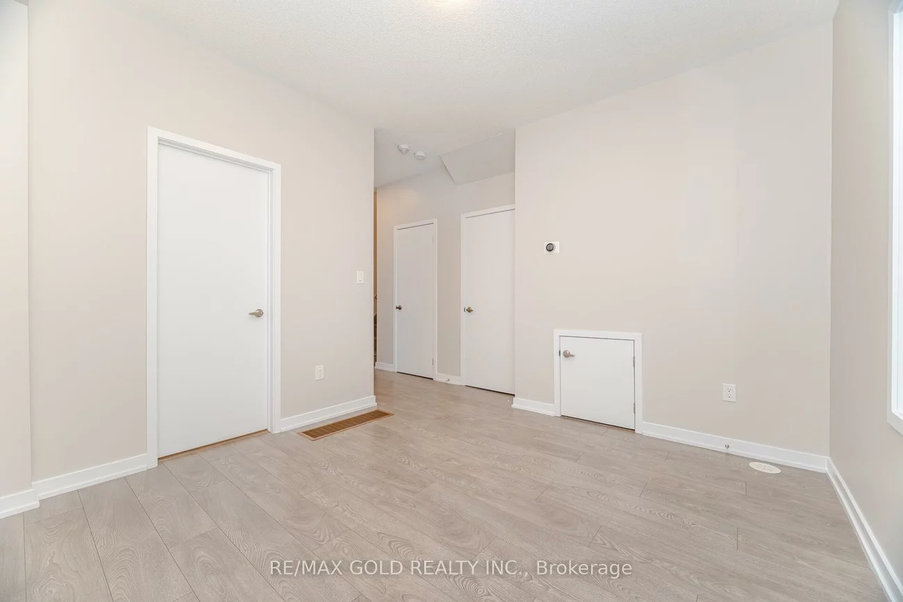 19, Lambert, Bolton East, Caledon