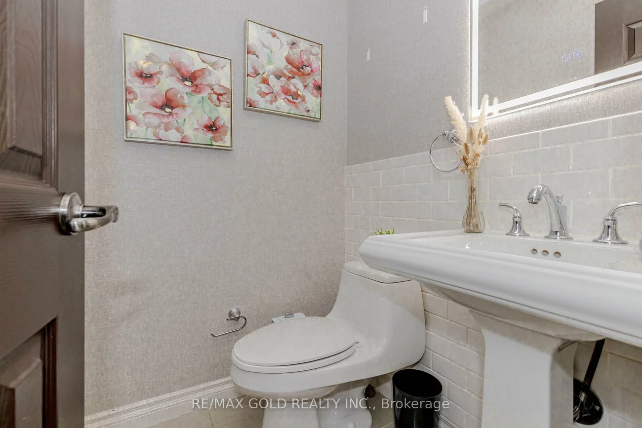 38, Esposito, Bolton East, Caledon