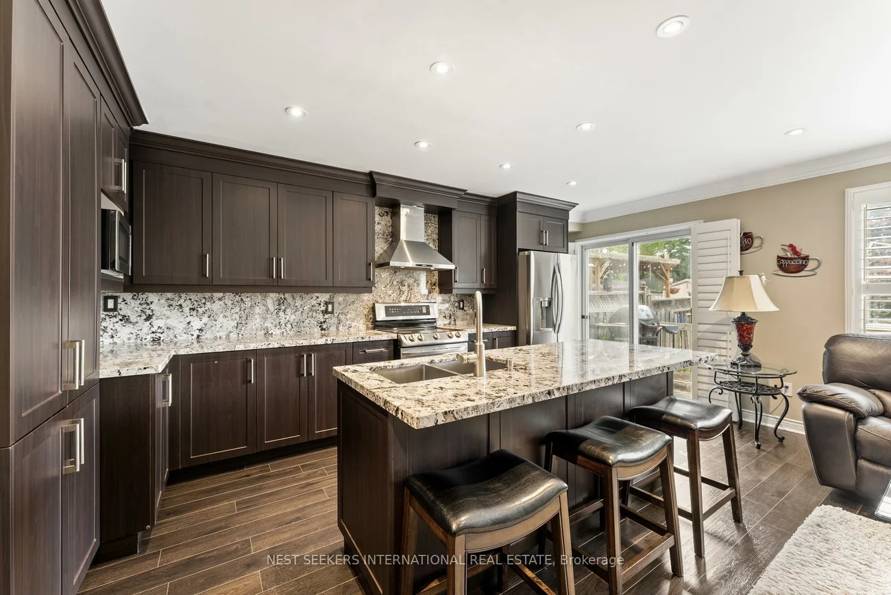 46, Waterbury, Bolton East, Caledon