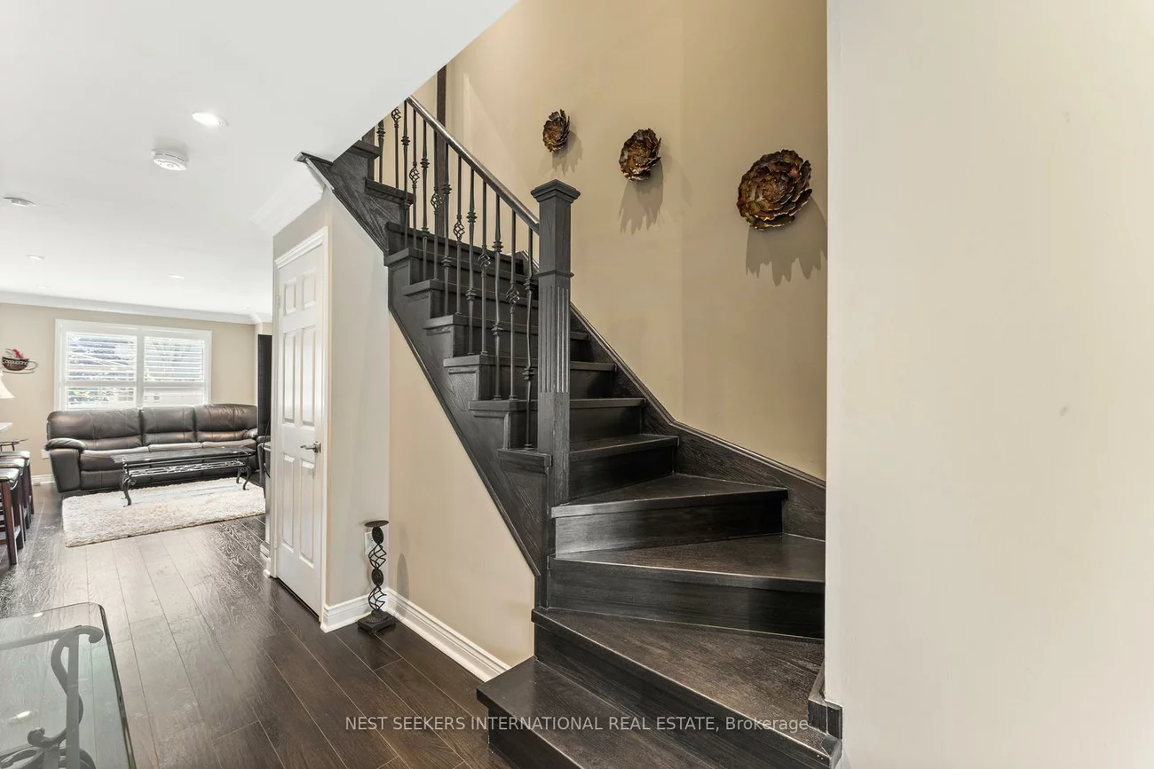 46, Waterbury, Bolton East, Caledon