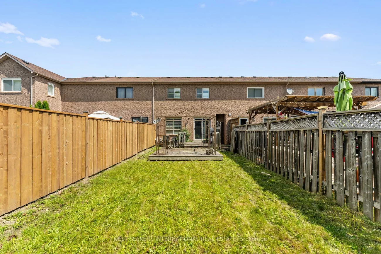 46, Waterbury, Bolton East, Caledon