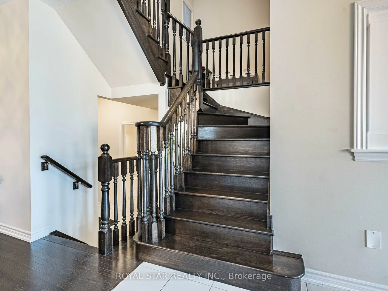 178, Newhouse, Rural Caledon, Caledon