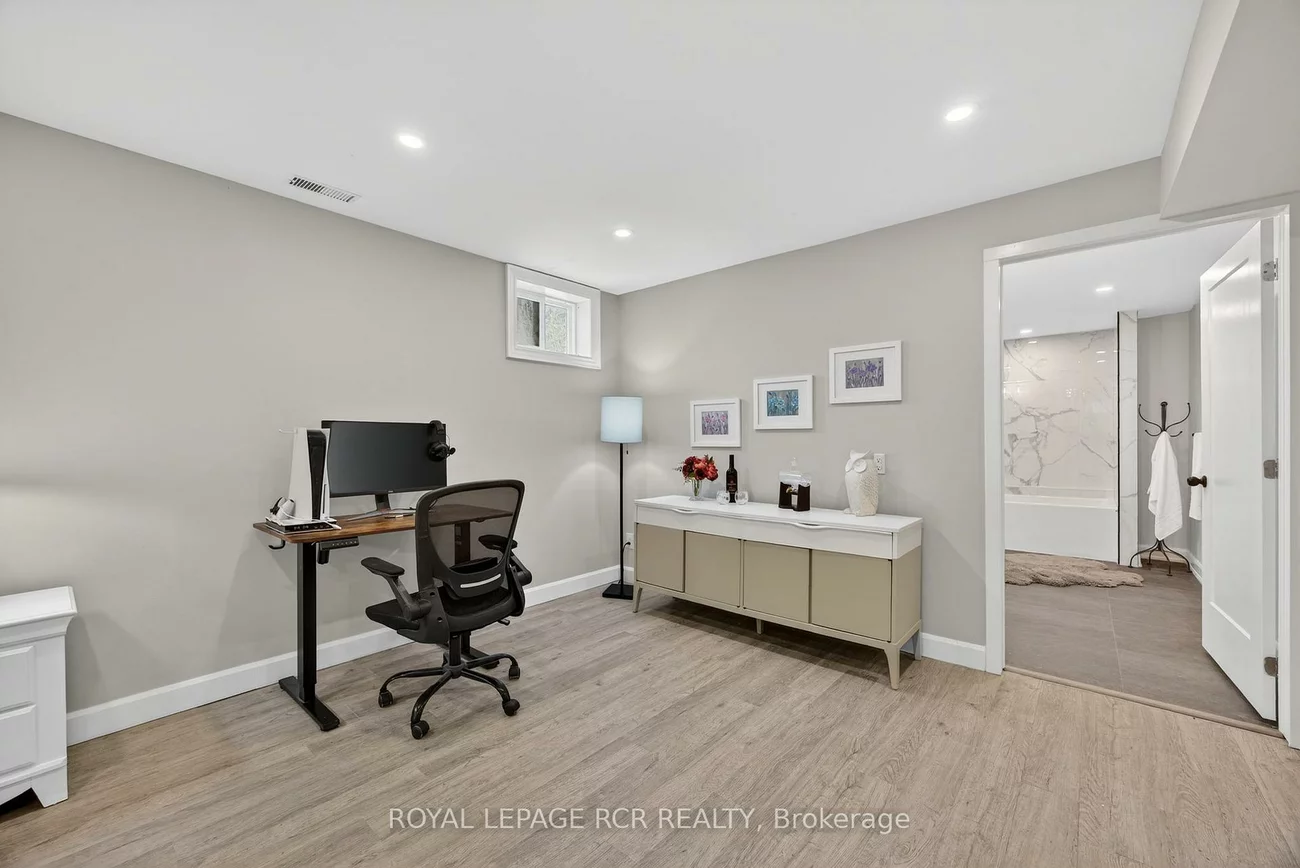 17, Arlow, Mono Mills, Caledon