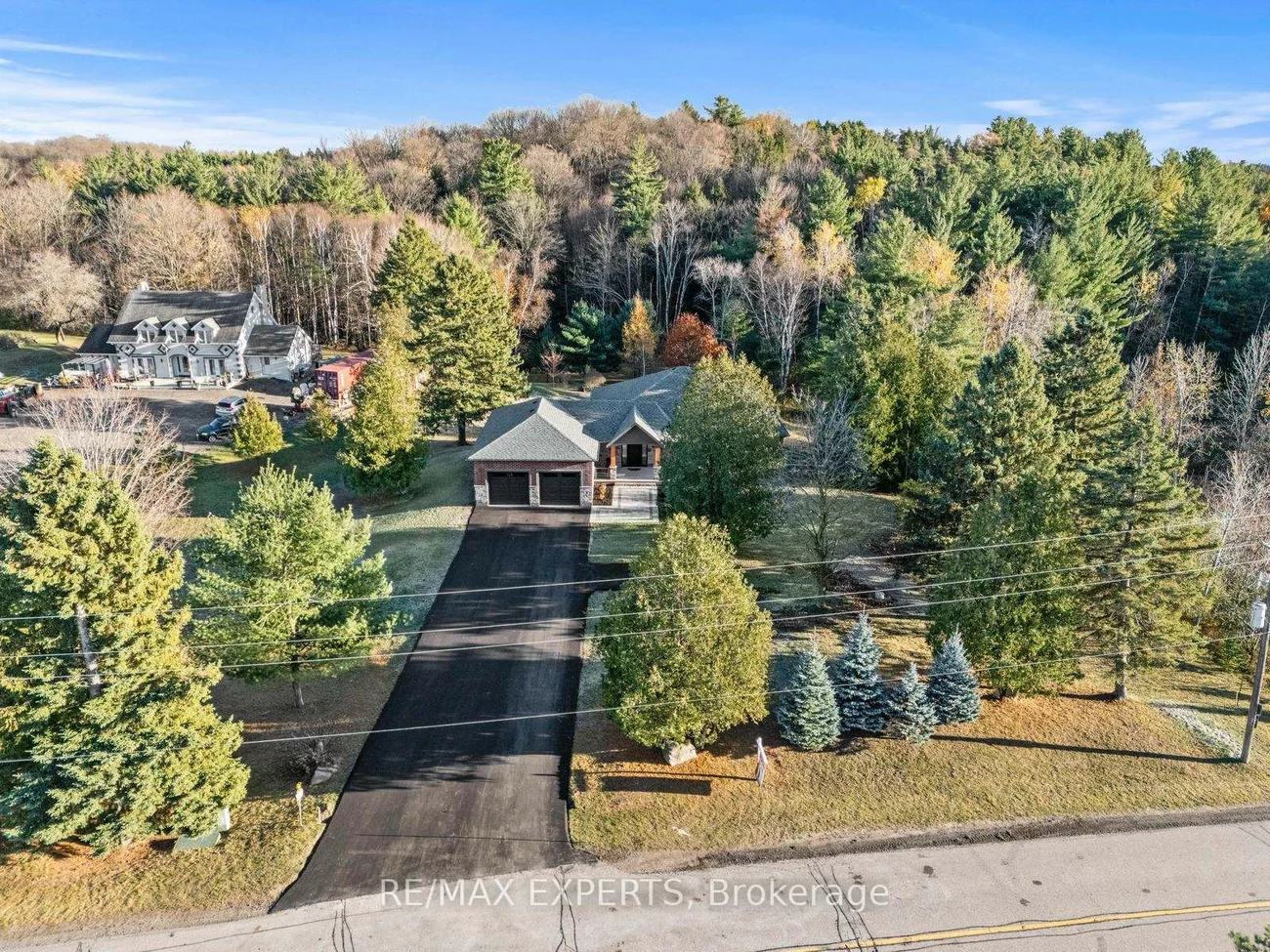 211, Pine, Palgrave, Caledon