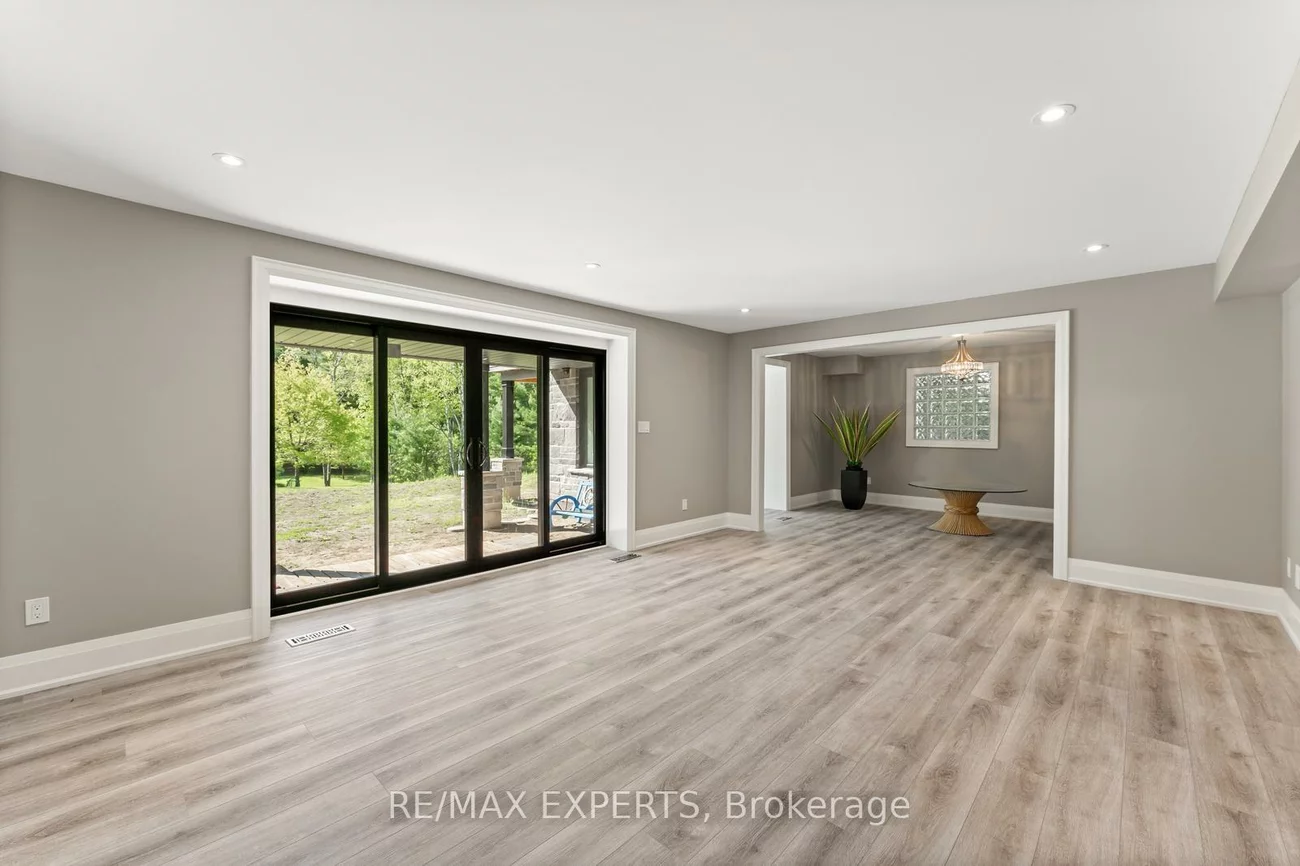 211, Pine, Palgrave, Caledon