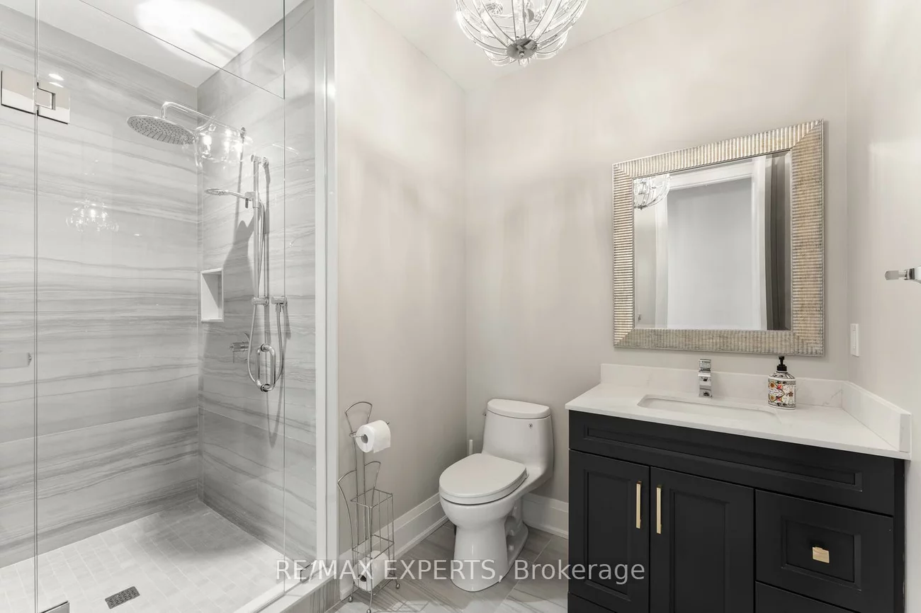 211, Pine, Palgrave, Caledon