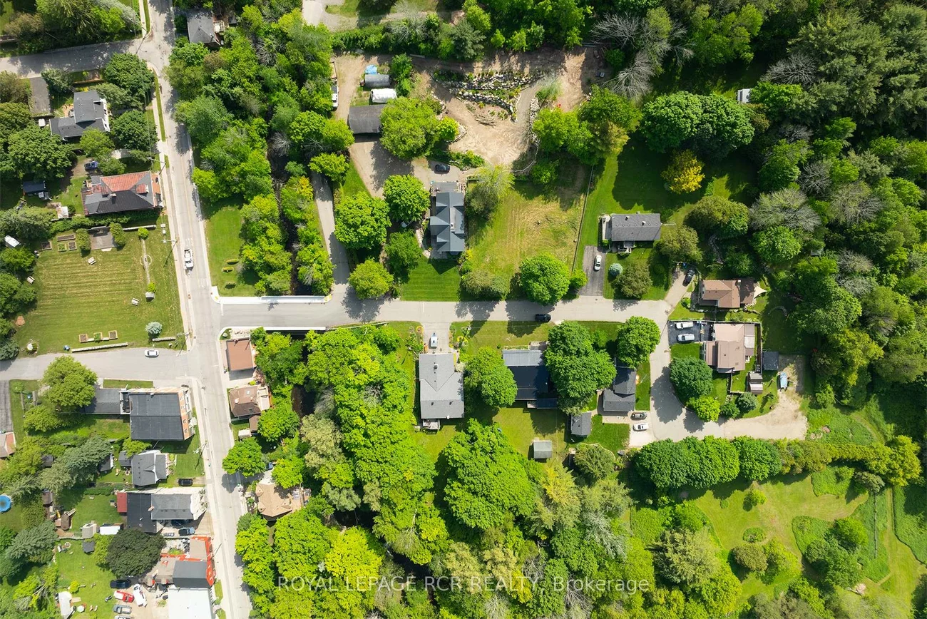 00, Amelia, Alton, Caledon