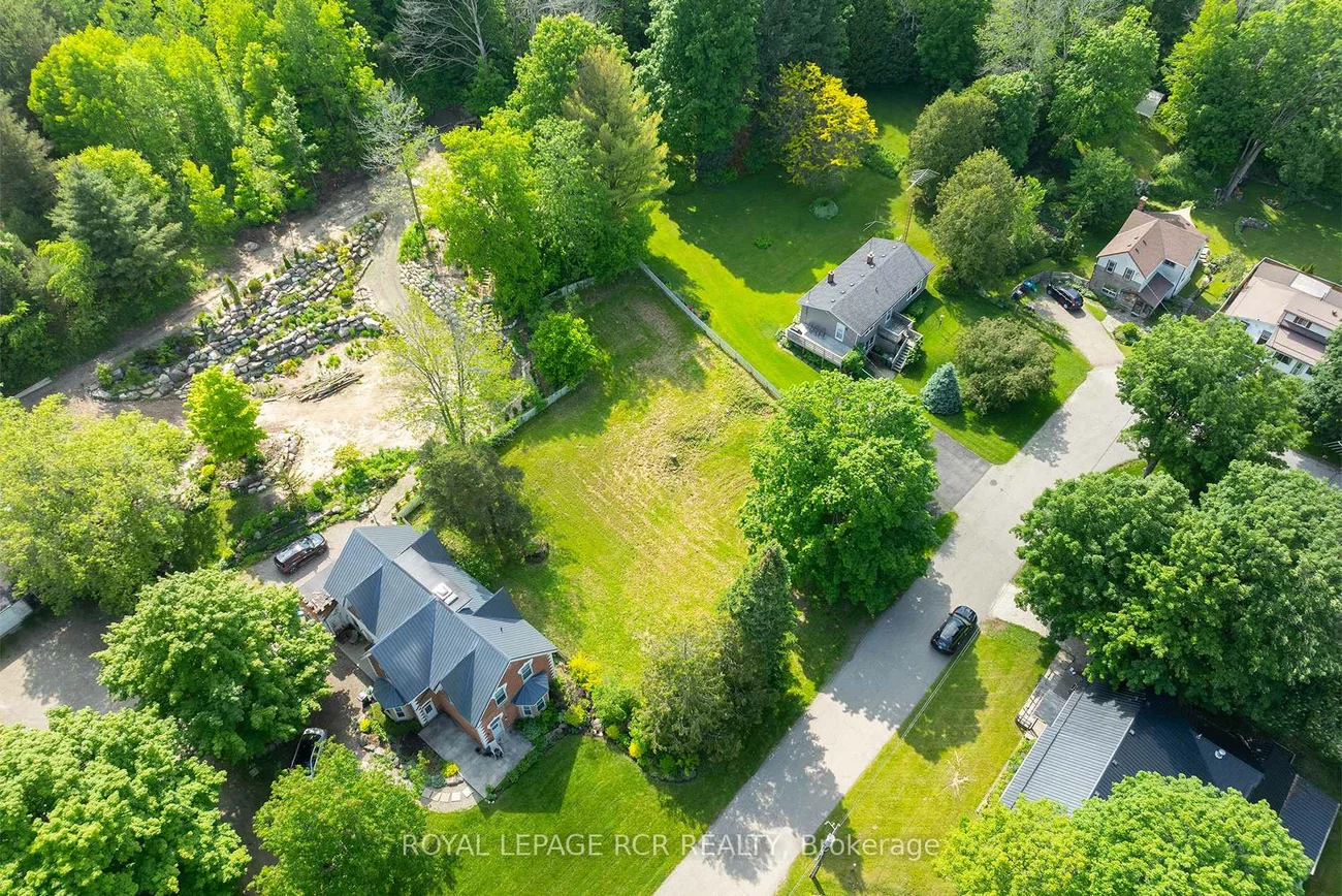 00, Amelia, Alton, Caledon