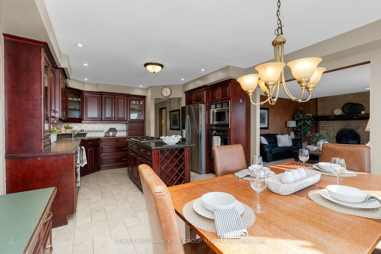 33, Matson, Palgrave, Caledon