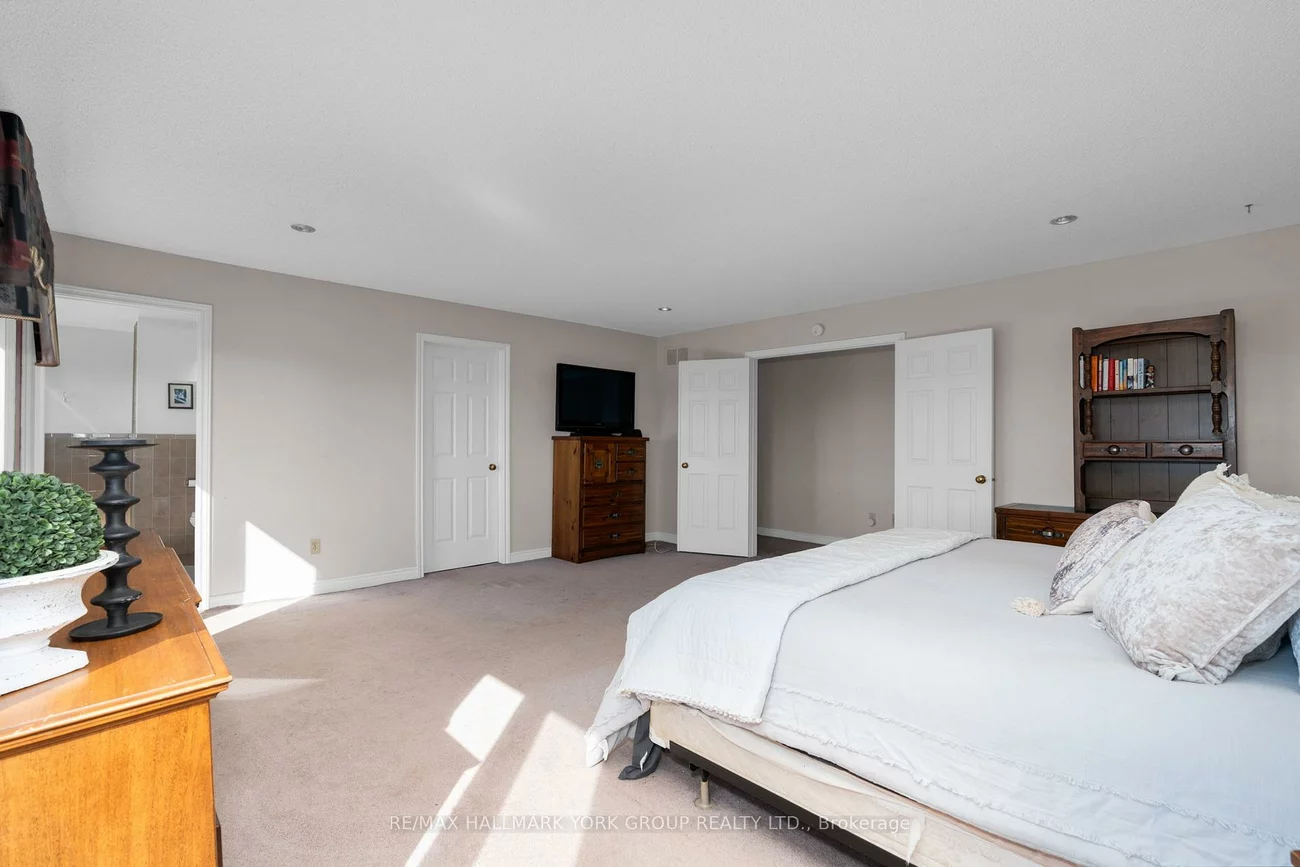 33, Matson, Palgrave, Caledon