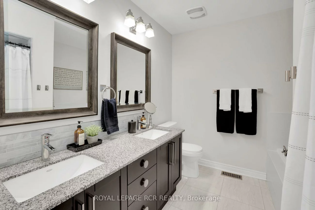 8, Mcelroy, Caledon East, Caledon