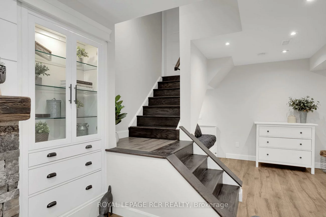 8, Mcelroy, Caledon East, Caledon