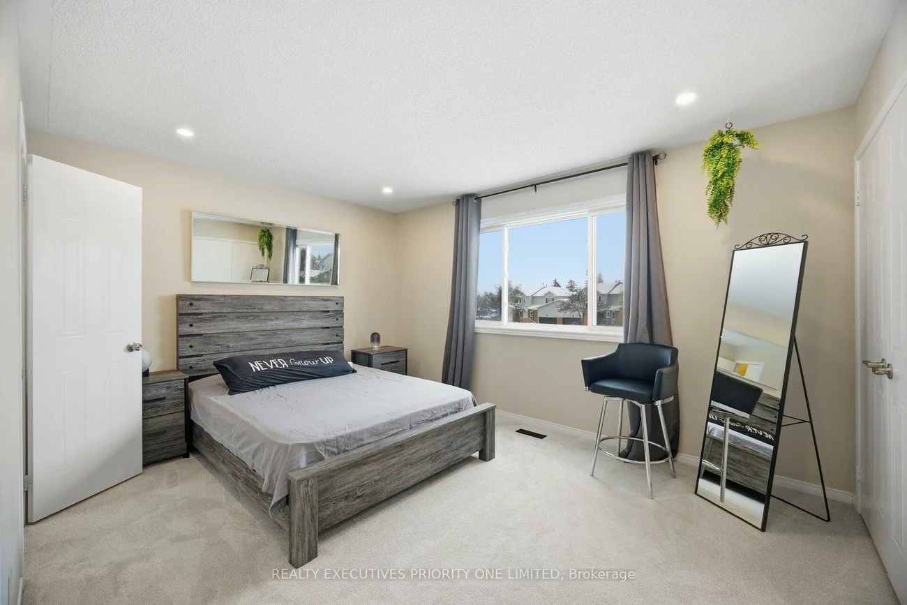 28, Smith, Bolton East, Caledon